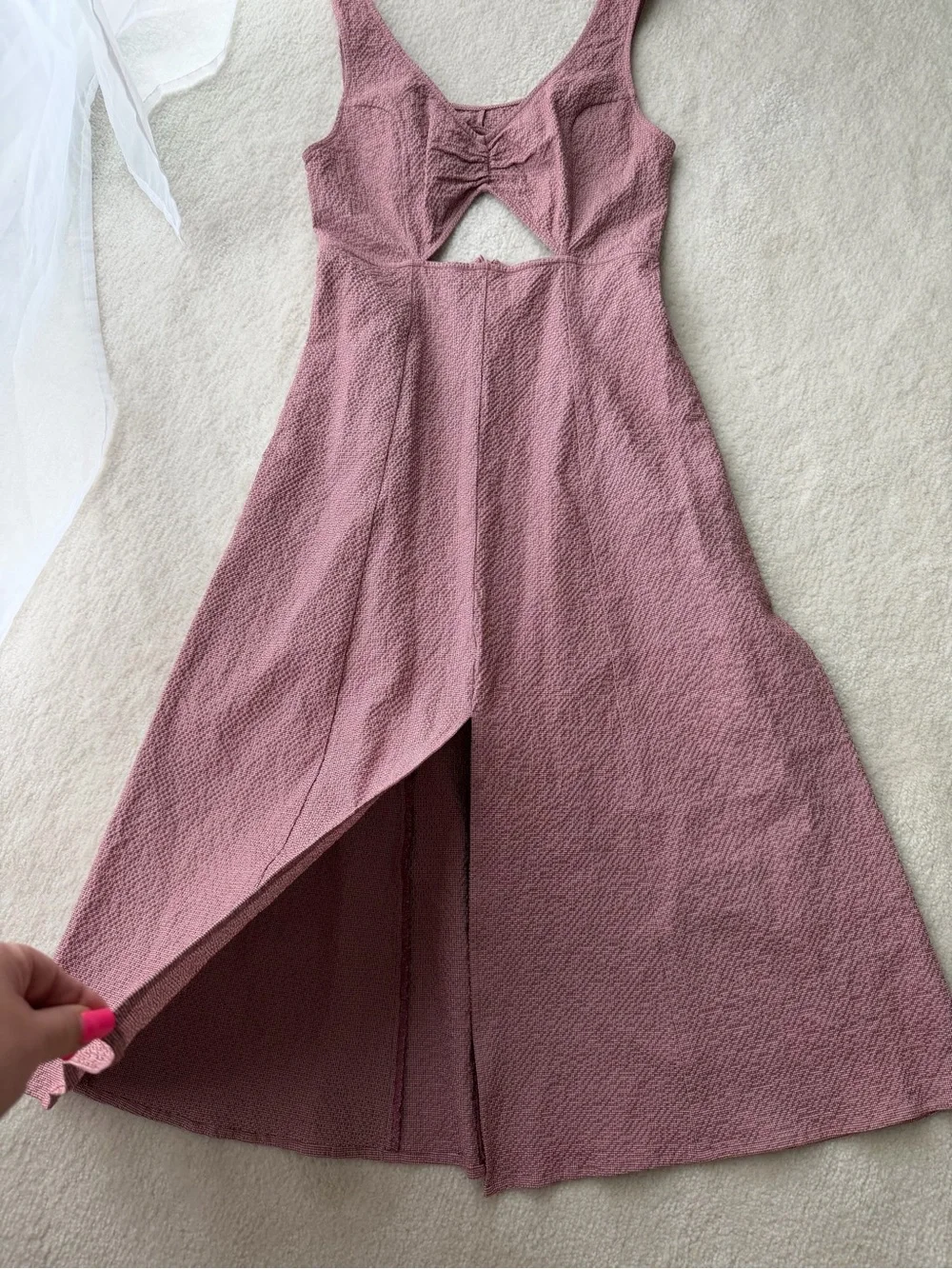 BNWT Christy Dawn Mauve Pink Textured Cutout Midi Dress - Picture 2 of 5